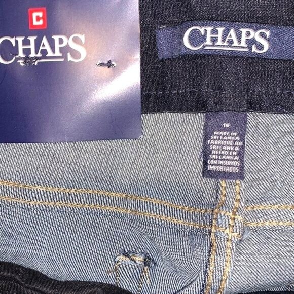 Chaps Fit Shape Sculpt Slimming Capri Jeans Size 16 Dark Wash Denim Comfortable - Picture 2 of 11
